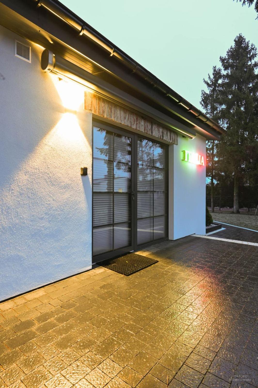 Aparthotel Mamma Mia - Osvětim Exteriér fotografie